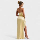 Lorraine — Ασύμμετρο Σατέν Φόρεμα